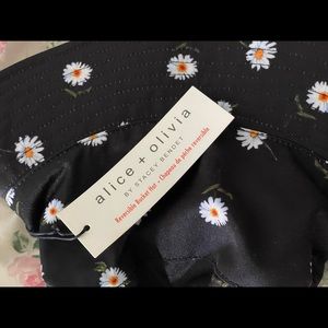 Alice & Olivia Bucket hat